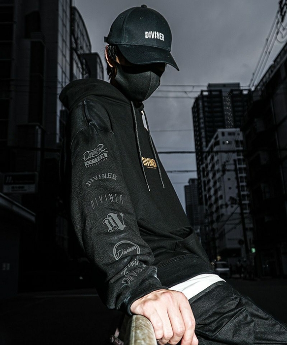 Legend Collection Hoodie (ブラック)