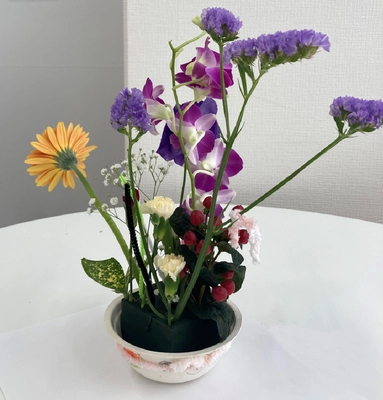 お花で子どもの心を育てる「キッズベリー花育ラボ」が 自由研究にぴったりな夏のイベントを 通学・オンラインの両方で開催
