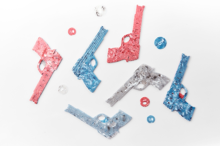 +d「Peace Gun」(C)アッシュコンセプト