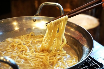 牛もつ鍋 牛骨ラーメンのイメージ