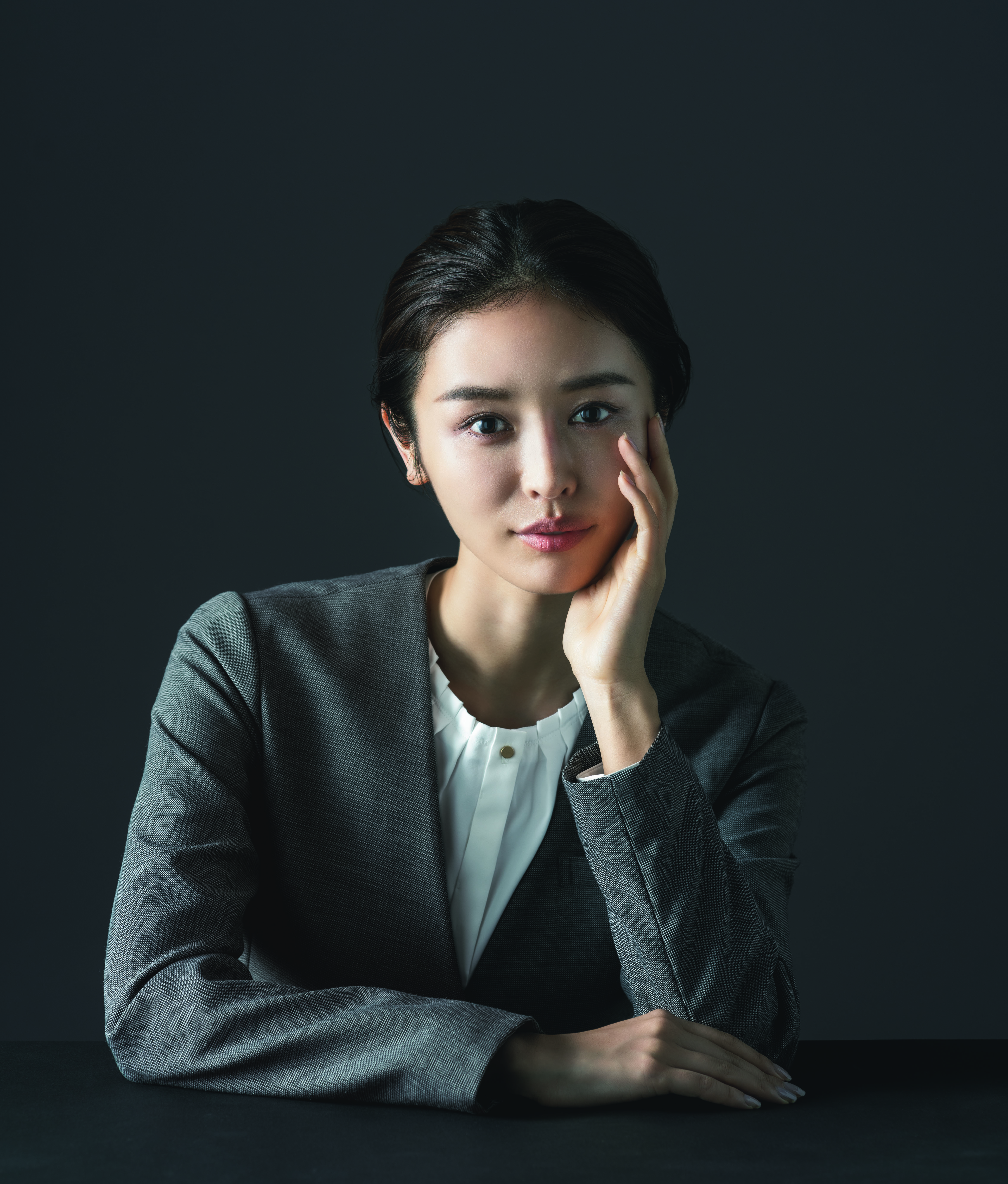 2020-2021 AW 新作！　加治ひとみさんが着る『SASTINA MAT WORSTED』