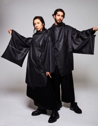 革新的なグローバル視点を持つアジアのデザイン賞DFA AWARD ミハイルギニスアオヤマ「キモノ コートストール」が 世界的なデザイン賞「DFAアジアデザイン・アワード2025」を受賞