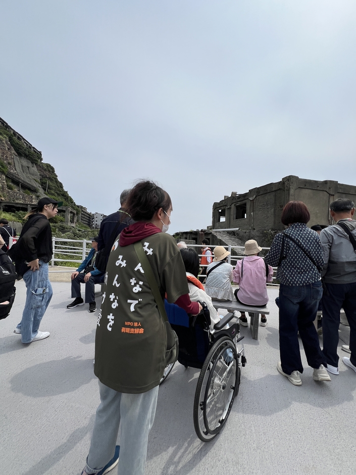 学校に行けない子供の修学旅行支援