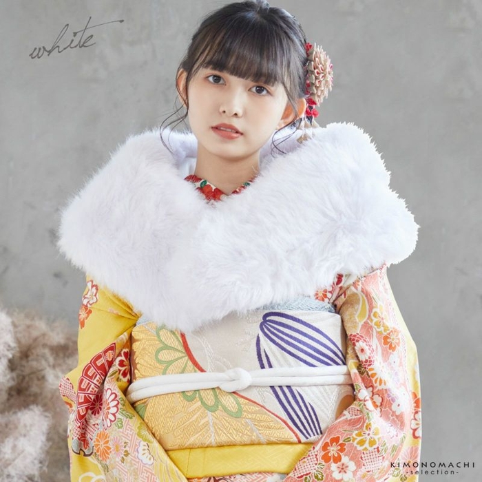 モデル着用カラー:ホワイト