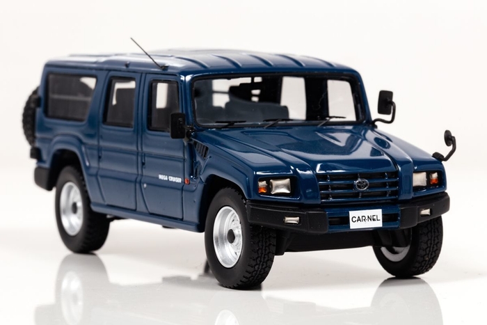 メガクルーザー Dark blue:右前