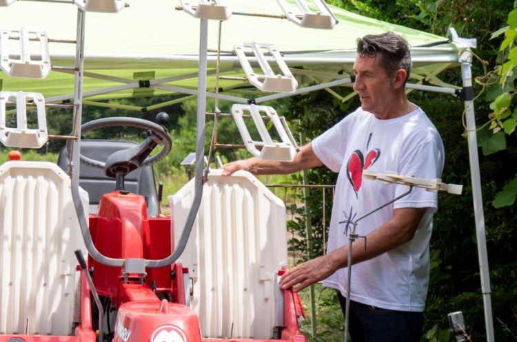 淡路島ファンコミュニティ『e-Awaji Islander』×淡路島イタリアンフェアコラボ企画 “持続可能な農と食を学ぶ”収穫&イタリア料理体験イベント〜スペシャルゲストにパンツェッタ・ジローラモ氏が登場!~