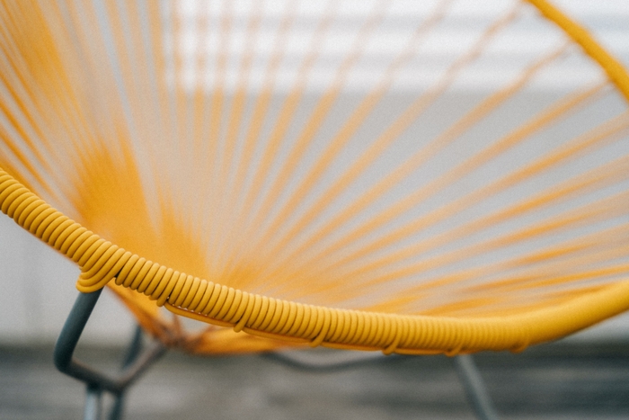 アカプルコチェア 黄のアップ