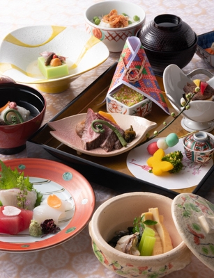 宝塚ホテル　日本料理「曙」