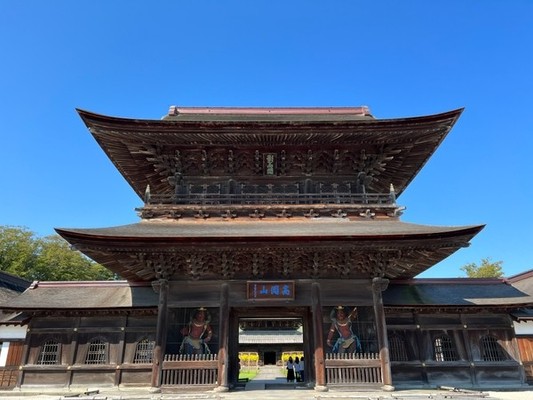 「花は、祈りをつなぐ。」国宝瑞龍寺で「北陸芸術祭2026・花心論」開催