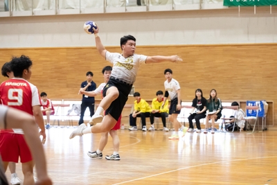 主将の八田将吾選手(法学部4年)