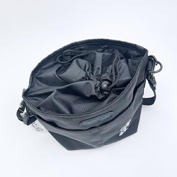 スヌーピー×OUTDOORのコラボシリーズ