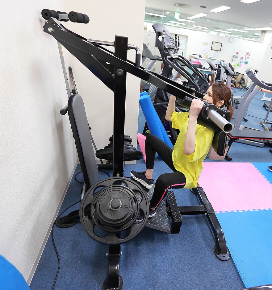 スクワットマシン