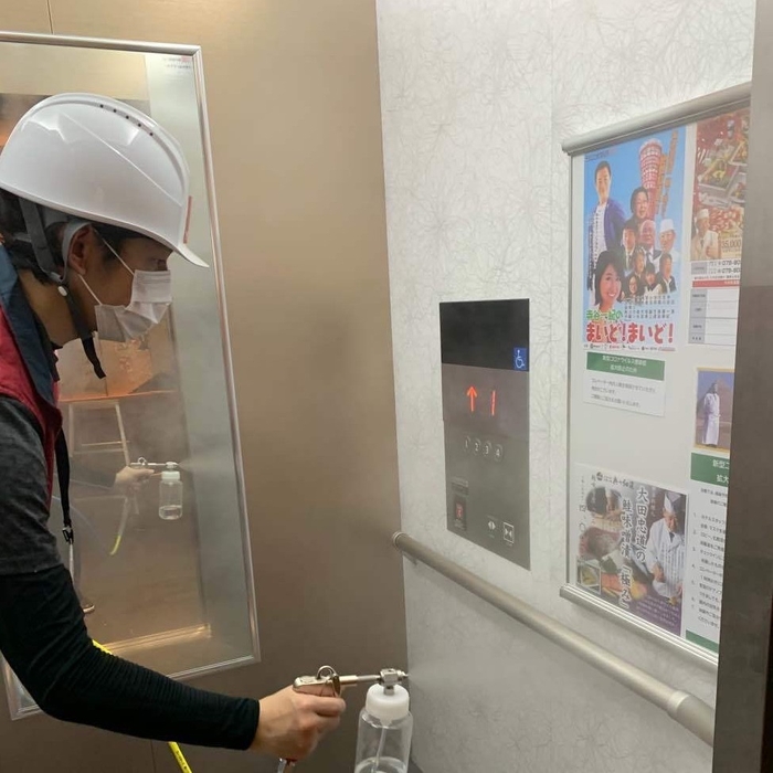エレベーター 施工風景