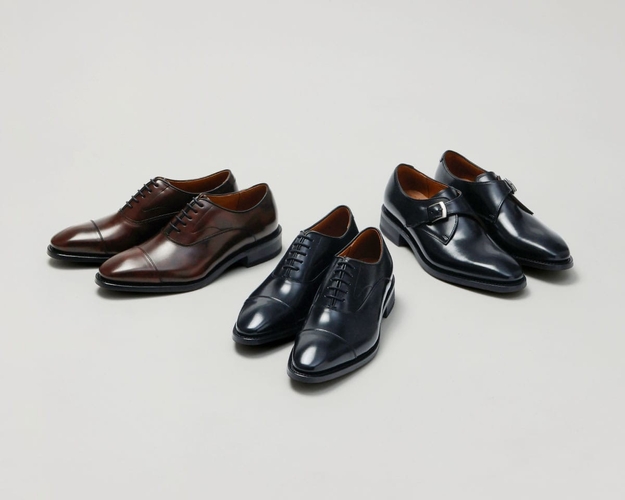 ・31JL CA Black/Dark Brown　¥34,100 (inc.tax)  ・37JL CA Black　¥34,100 (inc.tax)