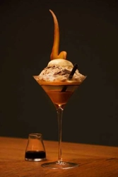 こしあんとチョコレート、和と洋を組み合わせた 1杯2,000円、チョコレート専門店のかき氷　 ～今年はテイクアウト専用のかき氷も発売開始～