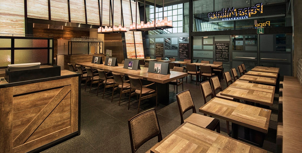 本格イタリアンが楽しめる パパミラノ 東京国際フォーラム店 に 光触媒のリーディングカンパニーoneの 飲食店向け施工サービス フレシオンフード を導入 Newscast