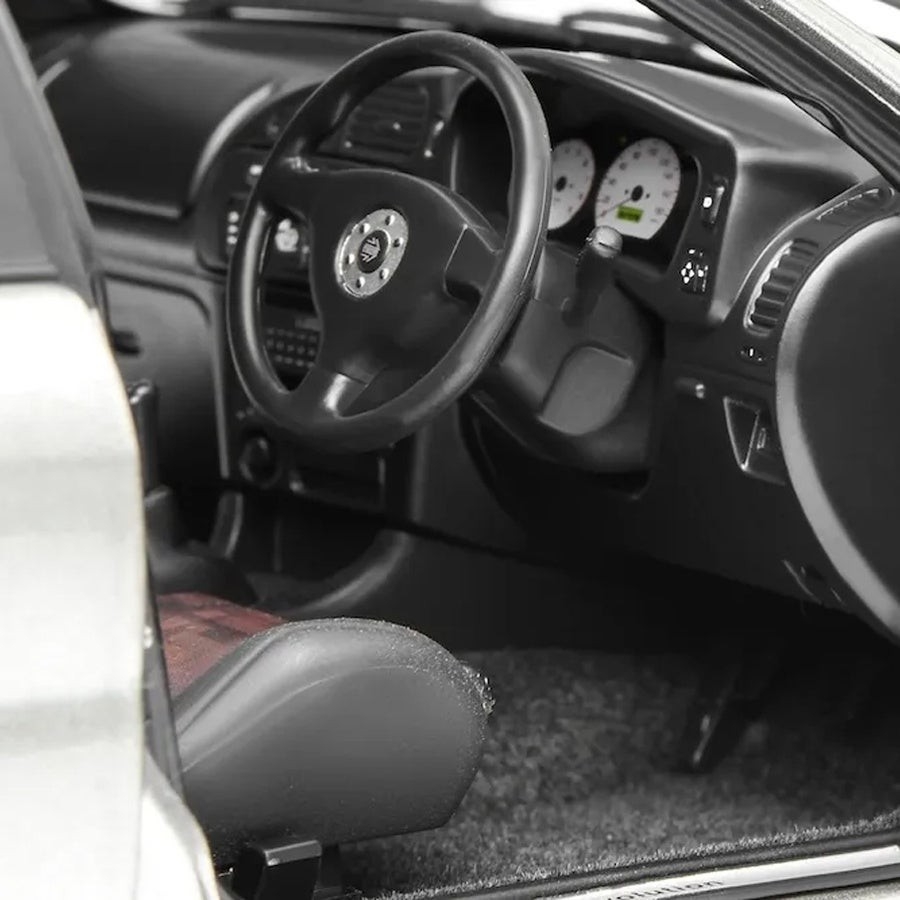 モーターヘリックス 1/18スケール M84001 三菱 Lancer Evolution IV ランサーエボリューション EVO Ⅳ Steel Silver Metallic