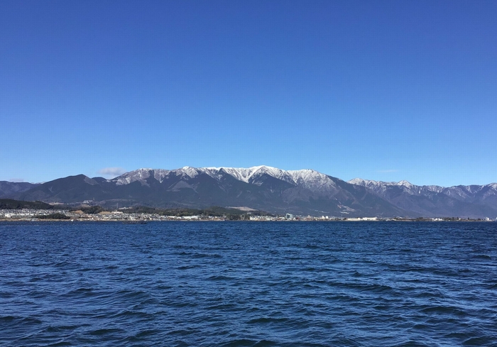 びわ湖の美しい冬景色