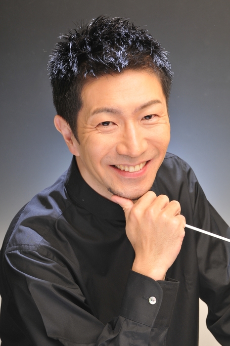 指揮者:時任 康文