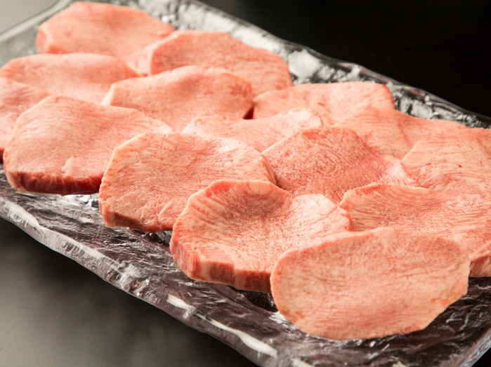 名物!厚切り生タン塩