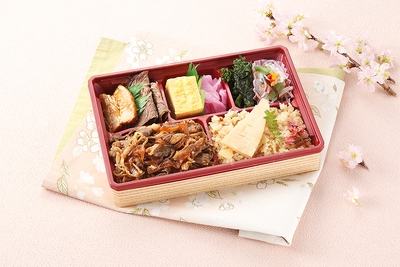 『味の梅ばち』春の牛・竹の子ご飯弁当(小田急限定)