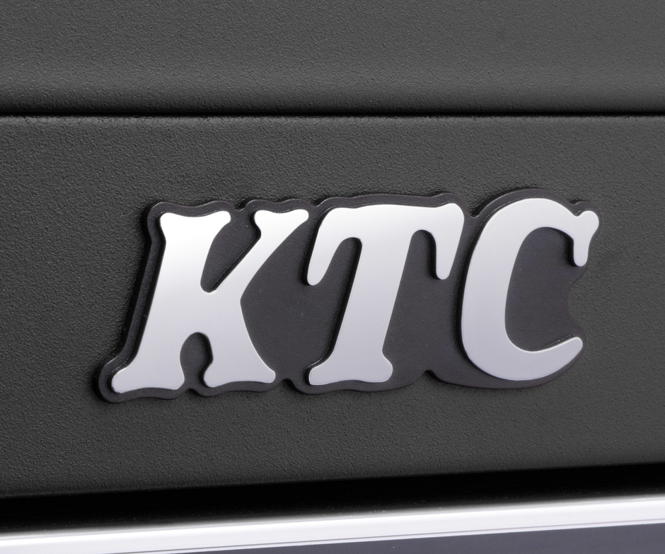 <マットブラック>