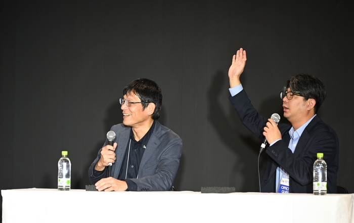 メイキングトークに登壇した左:堀川憲司氏(代表取締役、プロデューサー)、右:相馬紹二氏(取締役、プロデューサー)