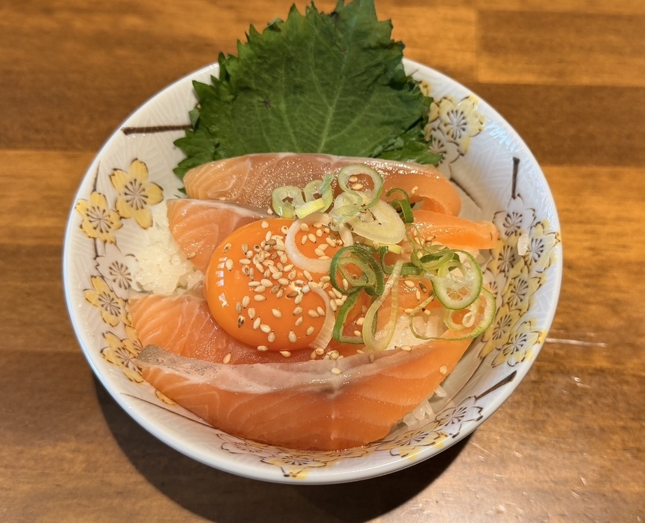 静岡サーモン丼