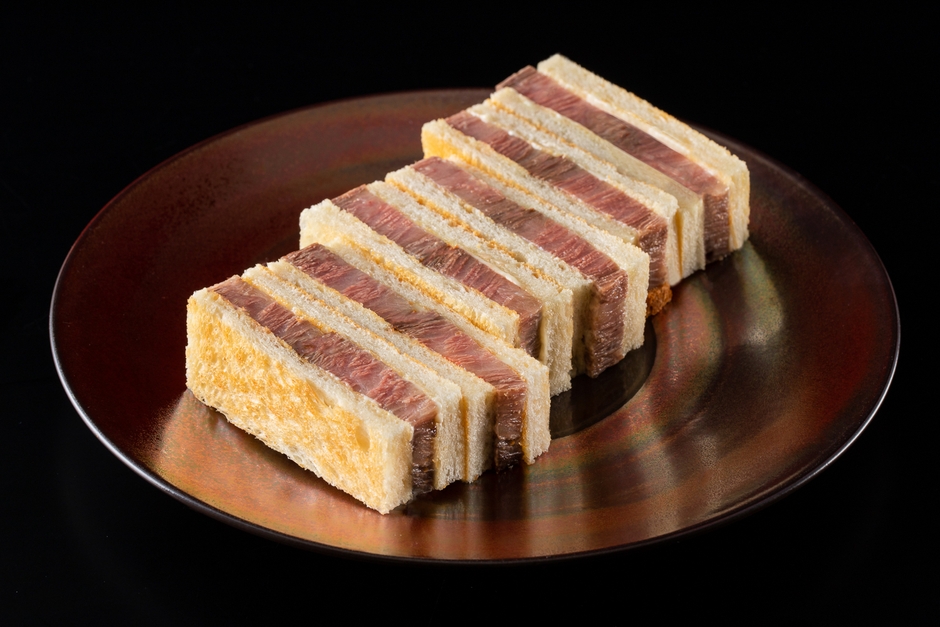 ステーキサンド