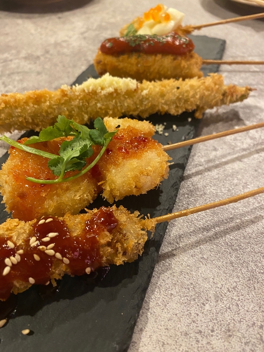 女子の気持ちを代弁する格言付きグラス