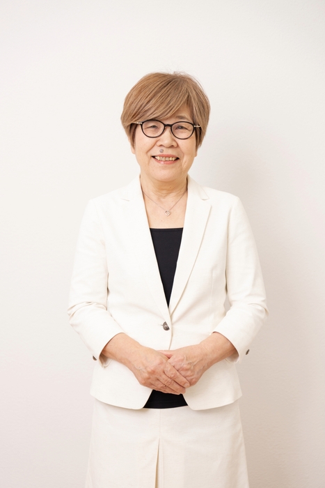 代表取締役 中村恒瑛(正面)