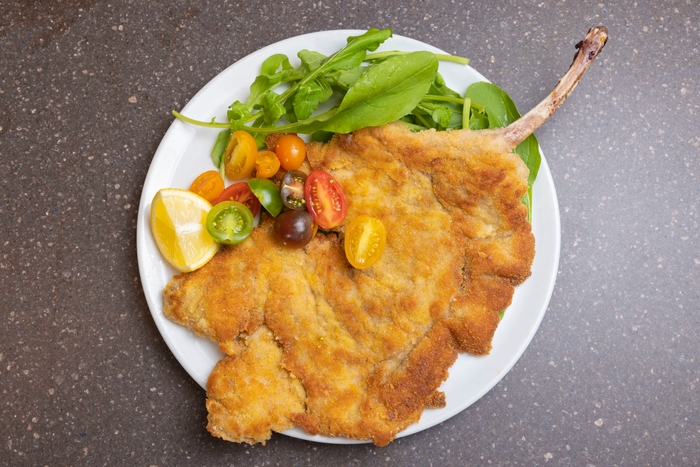 骨付き黒豚のコトレッタ