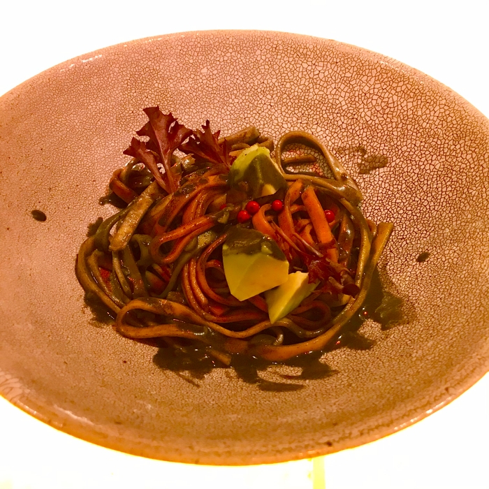 黒ゴマのタリアテッレ