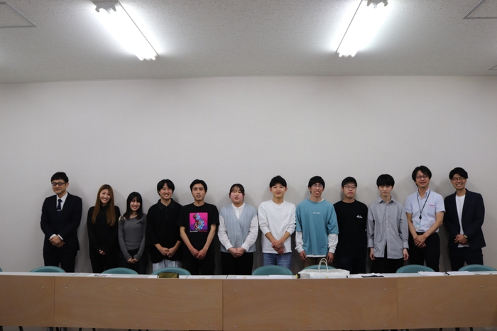 顔合わせミーティング集合写真