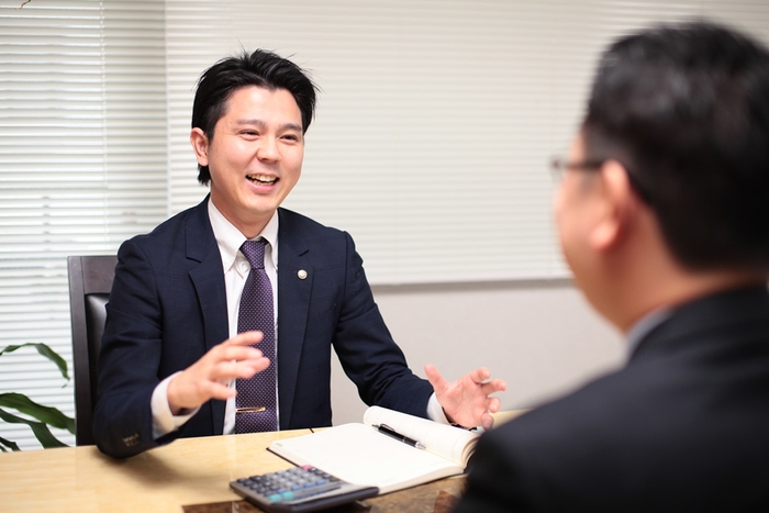 相談員は、全て専門の国家資格者(税理士・弁護士・司法書士・行政書士・社会保険労務士等)