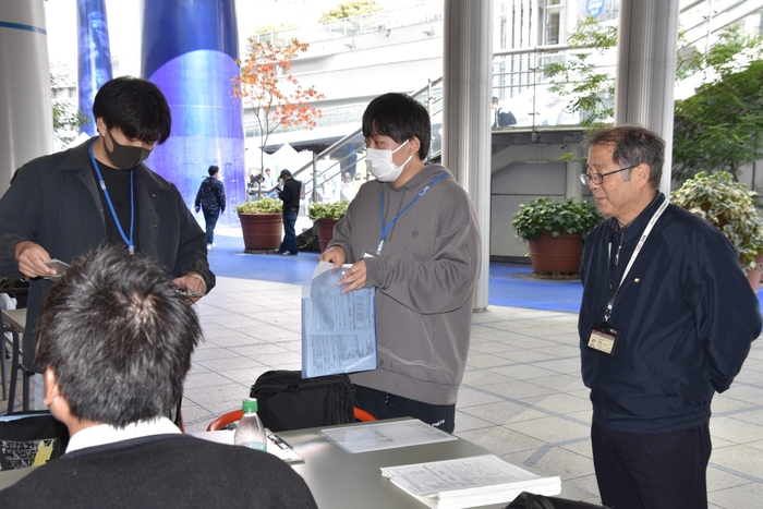 オアシス21で大野栄治教授と打ち合わせ