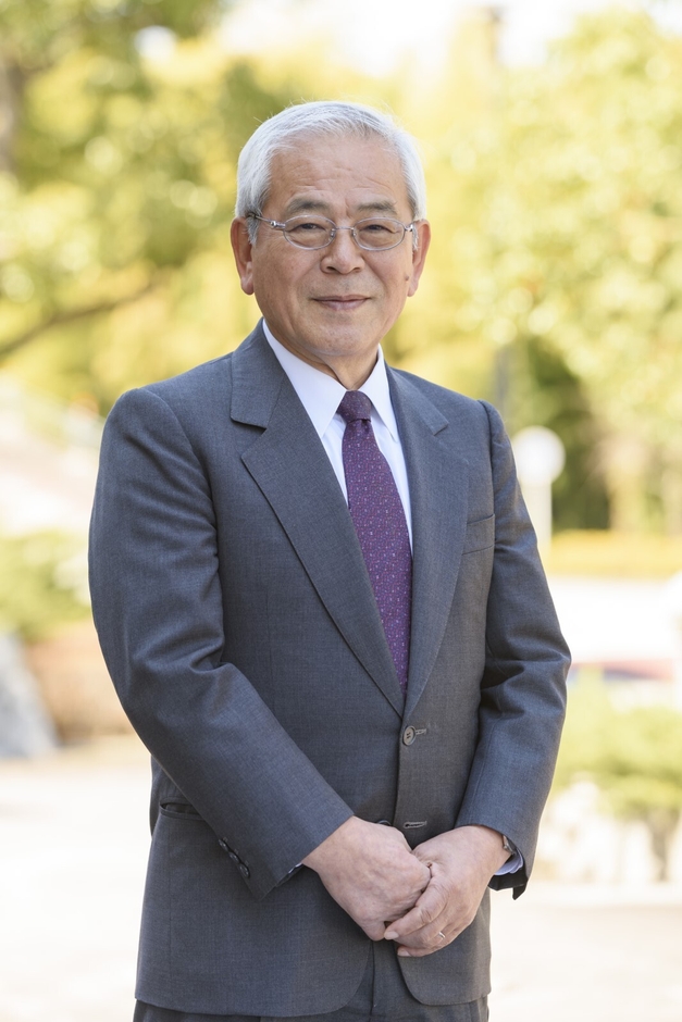 名誉審査委員：青柳 正規