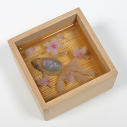 大阪梅田に不思議な2.5Dの金魚アートが登場　 深堀隆介展「きんぎょ鉢とちきゅう鉢」10/26～11/1開催！