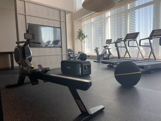 ホテル虎ノ門ヒルズ 期間限定ジムに TECHNOGYM HOME WELLNESS ソリューション導入