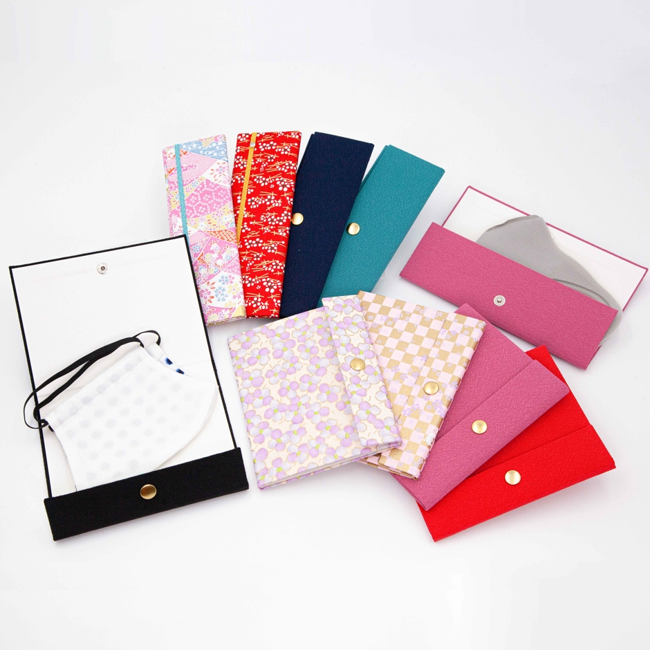 奨励賞/手染め友禅和紙マスクケーススリム・レギュラー 、鬼ちりめんマスクケーススリム・レギュラー