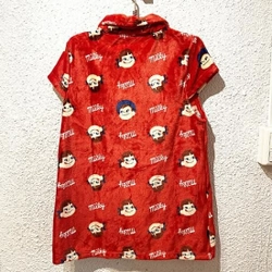 ペコちゃんのもこもこであったかいルームウェア。袖なしだから動きやすいのも使いやすくて便利です。