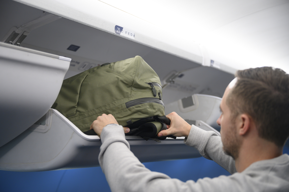 機内持ち込み可能なのに大容量、かつ容量可変！！初めてのバックパック、Arrisシリーズ！！