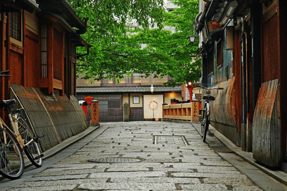風情溢れる巽橋