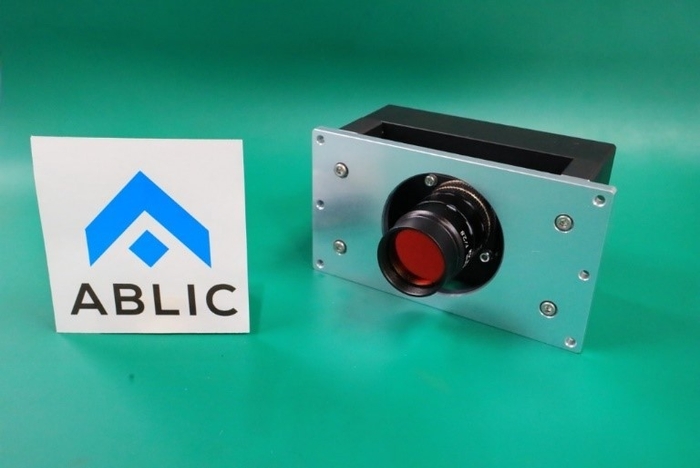 図1:開発した紫外線カメラ“UVCAM”