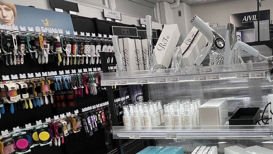 家電及びブラシコーナー