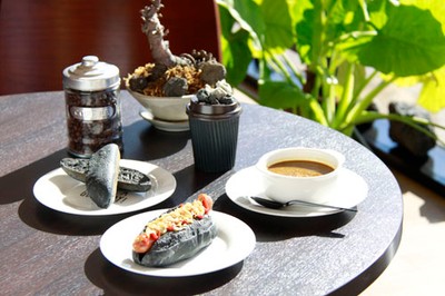 Lava cafe