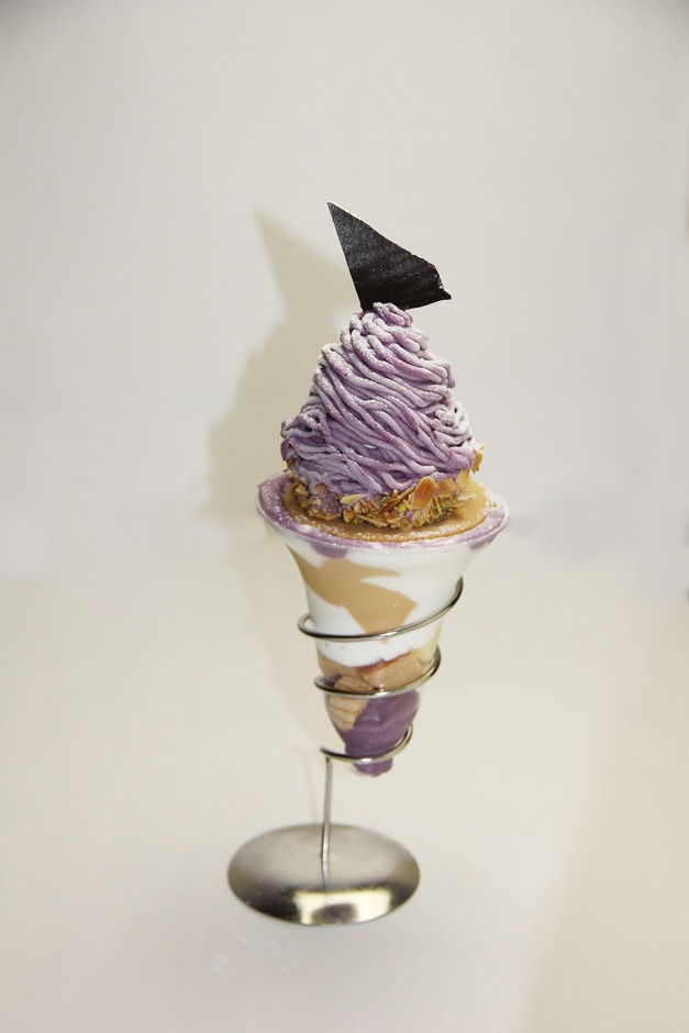 GAKUオリジナルパフェ~紫芋モンブラン~