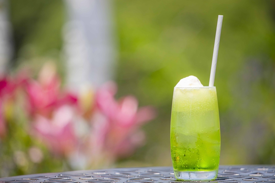 ▲チェックイン後、昔懐かしのメロンクリームソーダをプレゼント