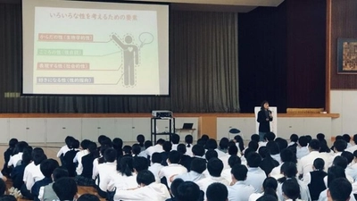 近畿大学附属和歌山高校・中学校が「人権教育講演会」を実施　障害に関する正しい知識を学び、差別や偏見をなくす視点を養う