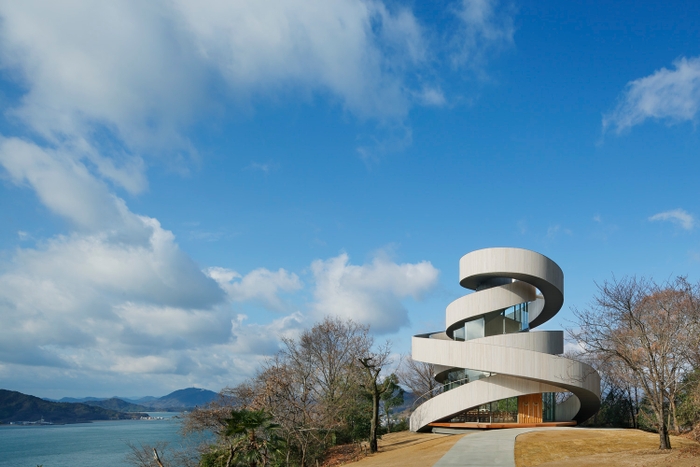 Ribbon Chapel photo-Koji Fujii / Nacasa & Partn